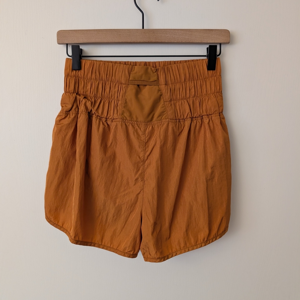 FP Movement Womens Medium The Way Home Shorts Orange Activewear Workout Sporty - Picture 4 of 7